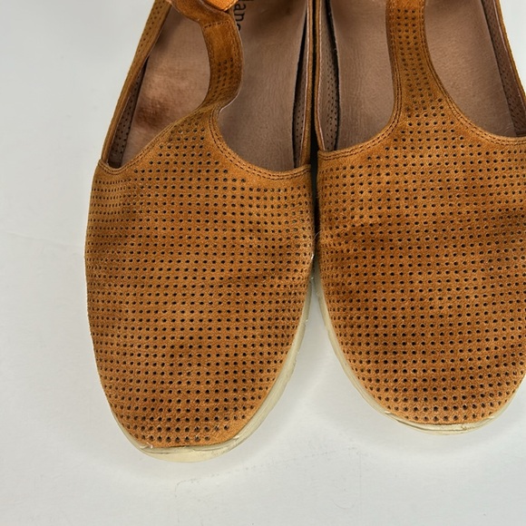 Sundance Mamzelle Lorelei Perforated TStrap Suede Shoe - Picture 6 of 14